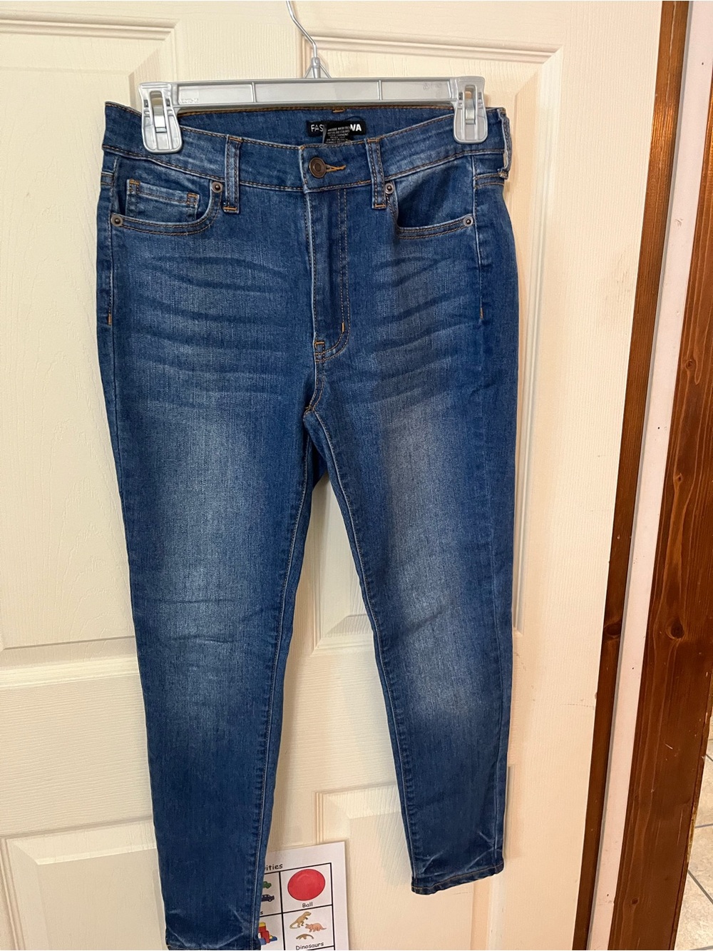 FASHION NOVA Faded Blue Skinny Jeans